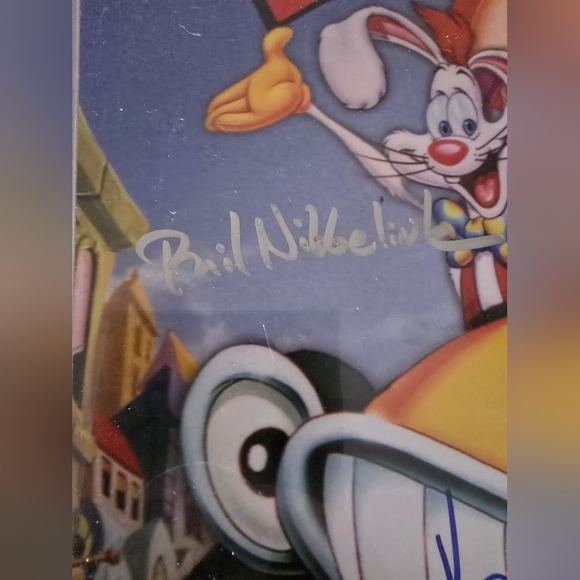 Signed Roger Rabbit Photo - Picture 4 of 5